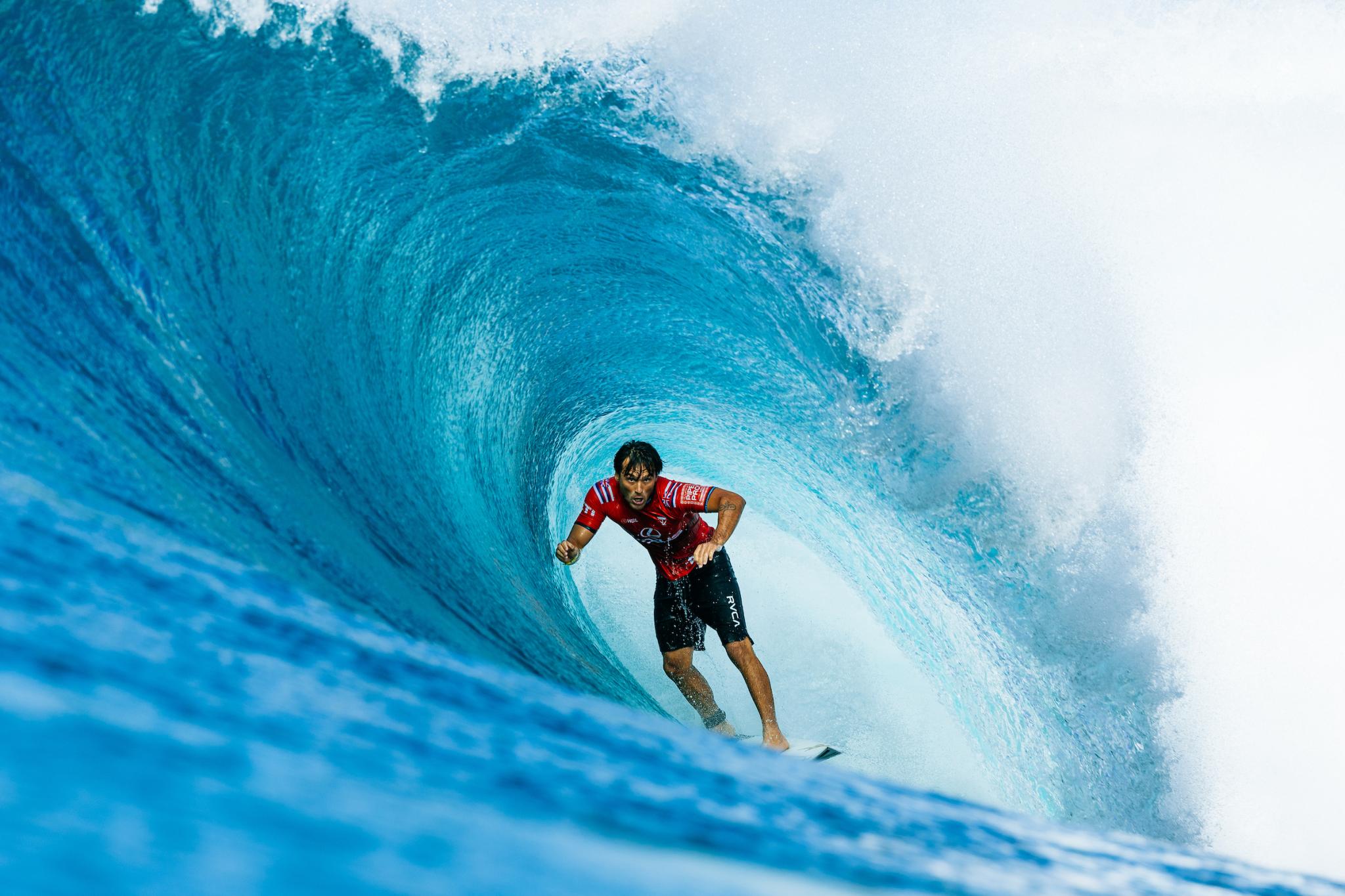 Barron Mamiya at Pipeline